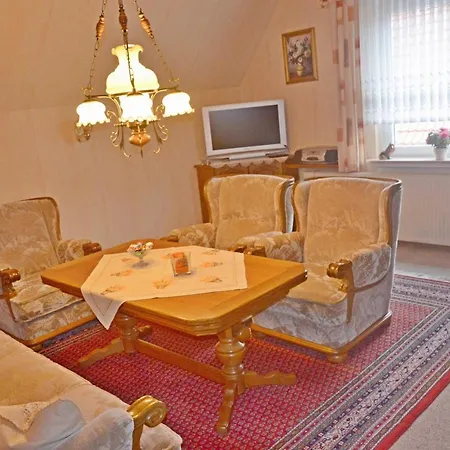 Kleinhaus, 95008 Rhauderfehn