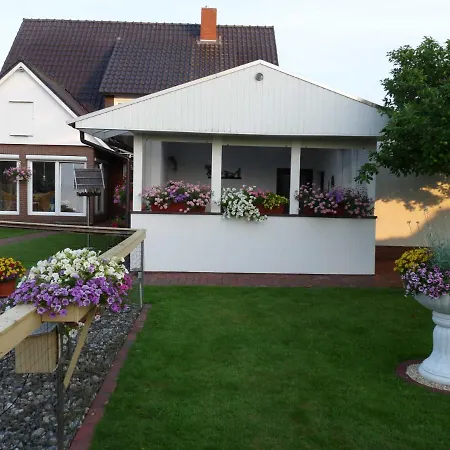 Kleinhaus, 95008 Rhauderfehn